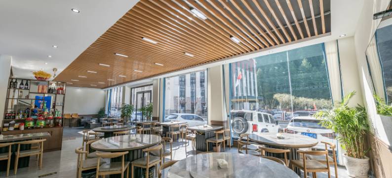 鑫伟民宿酒店(四姑娘山双桥沟景区店)图片