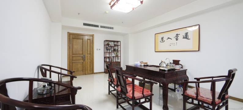 松原鑫宇龙佳酒店(第二高级中学火车站店)图片