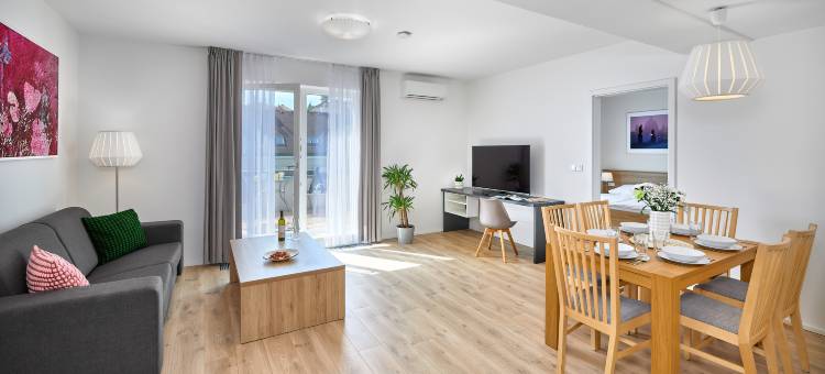 贝罗约尔斯卡市中心套房酒店(DownTown Suites Belohorska)图片