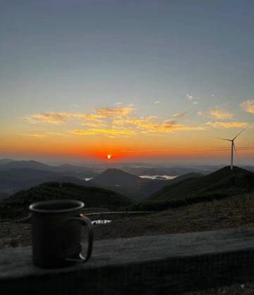 安吉过山听云GUOSHAN·山奢温泉度假民宿图片