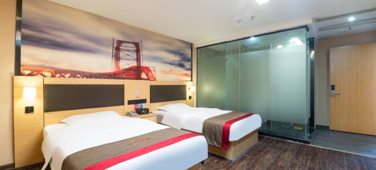 尚客优连锁酒店(亳州火车站万福大市场店)图片