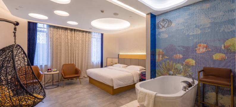 淘元漫居酒店(宁波鄞州万达店)图片