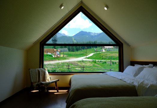 步止·见山小院外景图