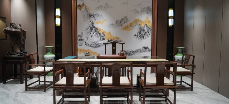 蓝鲸轻奢酒店(霸州市政府店)图片