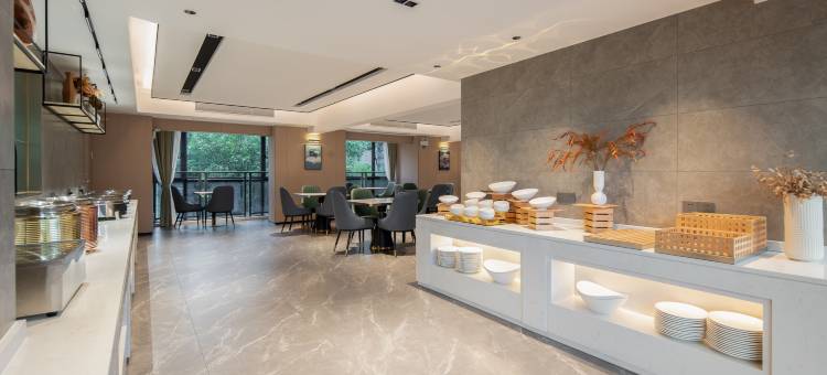 丽呈酒店(中山药科大学店)图片