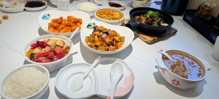 仟陌境舍民宿(西安高铁北站店)图片