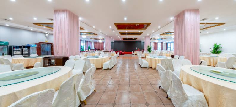 东方国金酒店(海东方沙滩公园店)图片