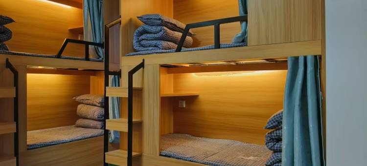 丫丫家青年旅舍(瑶海万达店)图片