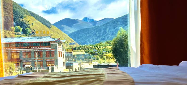 贡嘎雪域人家民宿图片