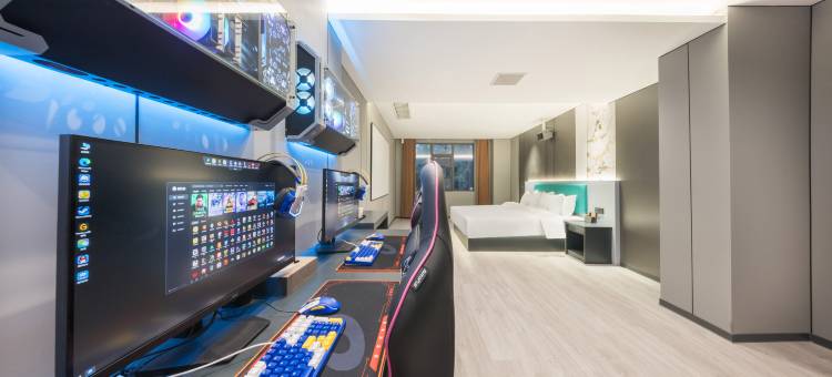 美娱·星峰电竞酒店(武汉欢乐谷园林路地铁站店)图片