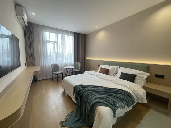 静鑫缘酒店(西南交大犀浦校区店)