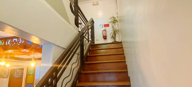 红多兹@ 巴莱索非亚八打雁住宿加早餐旅馆(RedDoorz Plus @ Balai Sofia Bed & Breakfast Batangas)图片