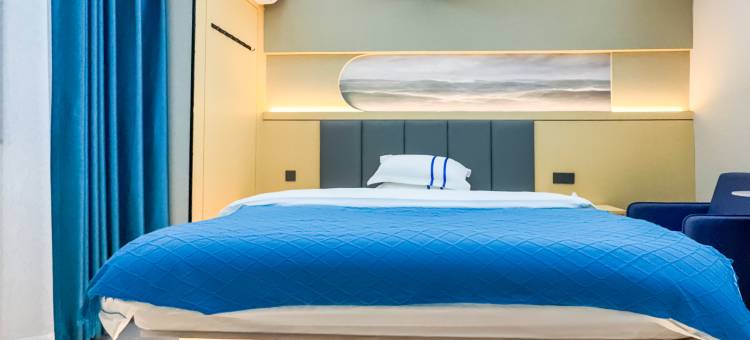 潮漫时光美宿(汕头澄海中骏世界城店)图片