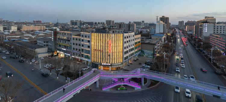 鑫朗廷酒店(迎宾路红旗街店)图片