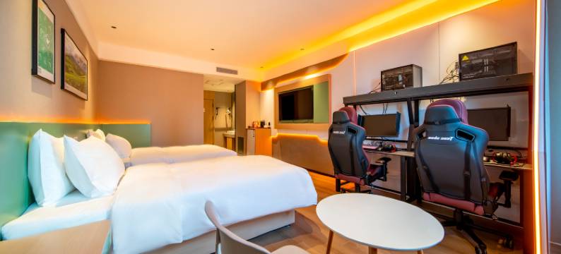 无双电竞酒店(乌鲁木齐西山西街店)图片