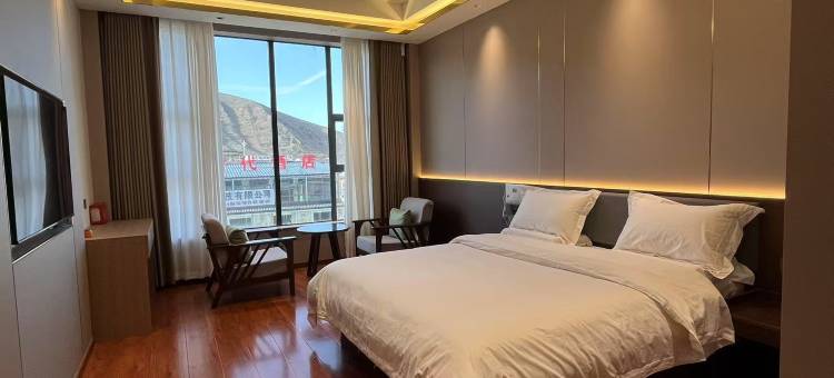 久治瀚世华庭大酒店图片