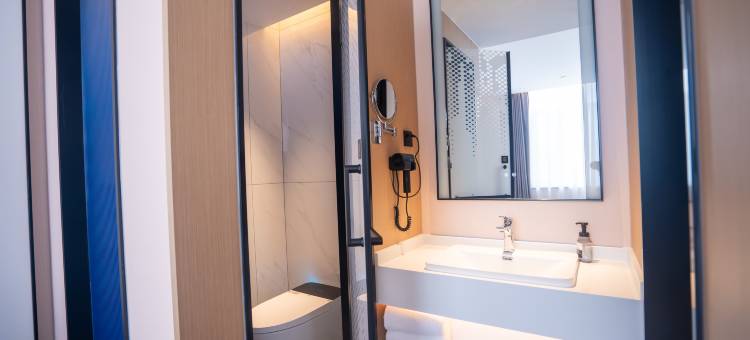 恒裕香悦酒店(六星街店)图片