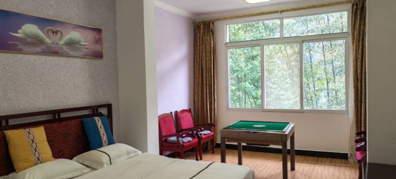 峨眉山翠竹山庄(清音阁景区店)图片