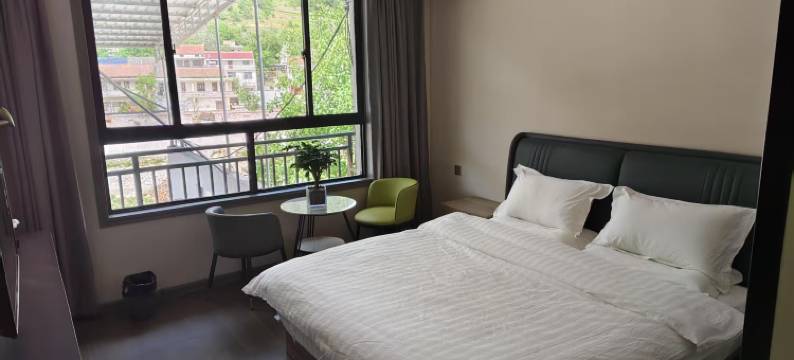 蓝田云山见民宿图片