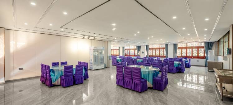 安顺景鸿大酒店图片