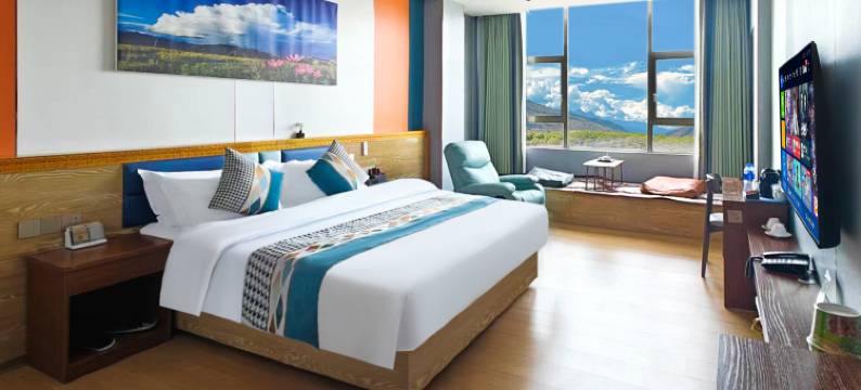 红山行大酒店(甘孜县317国道雅砻湿地公园店)图片