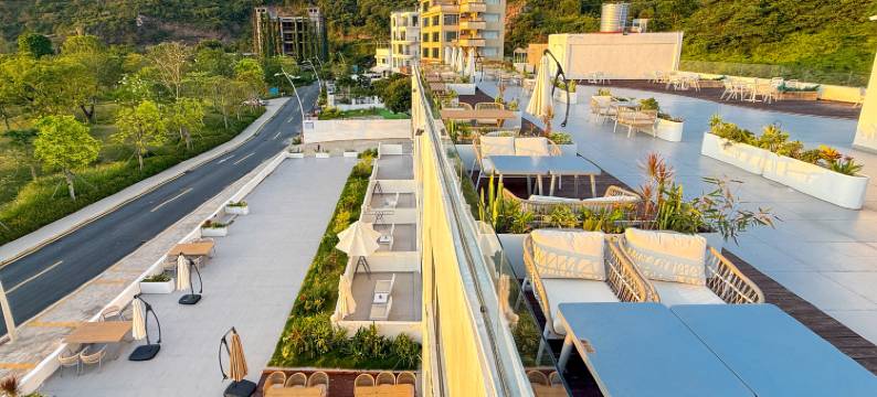 深圳乐潮本悦滨海居酒店(杨梅坑桔钓沙店)图片