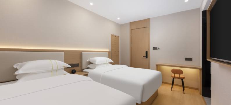 八方酒店(江汉路步行街店)图片