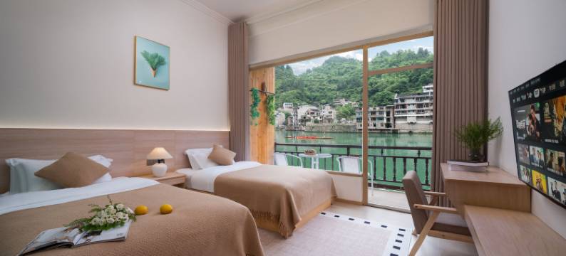 居山问水民宿(镇远古城祝圣桥店)图片