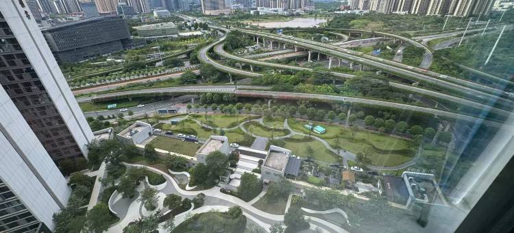 暖巢公寓(南宁云创谷五象湖地铁站店)图片
