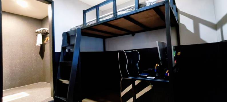 吉首1+电竞酒店(乾州古城店)图片