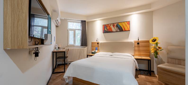 乔治蒙娜酒店(山东国际会展中心老屯地铁站店)图片