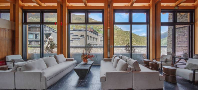 亚丁岚岳酒店图片