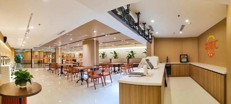 长春春天宾馆(人民广场长春站店)图片