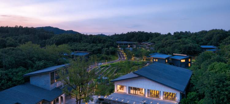 信阳泊心云舍·隐墅(南湾沐风谷店)图片
