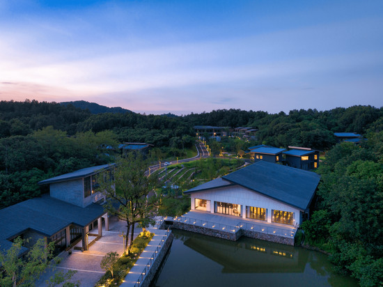 信阳春和·隐世(南湾沐风谷店)