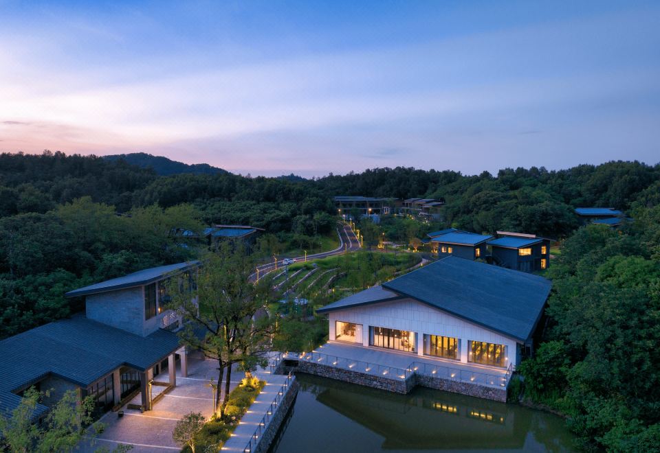 泊心云舍·隐墅外景图