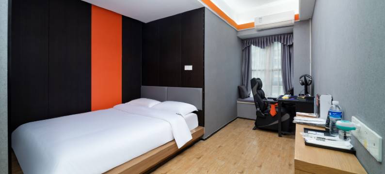 灵狐电竞酒店(长沙高铁吾悦广场店)图片