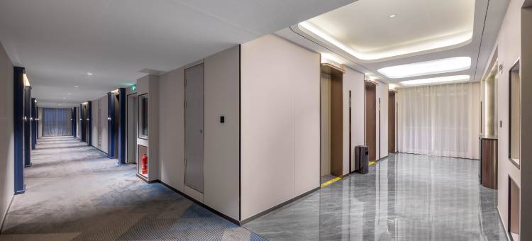 美豪酒店(南宁良庆圩地铁站店)图片