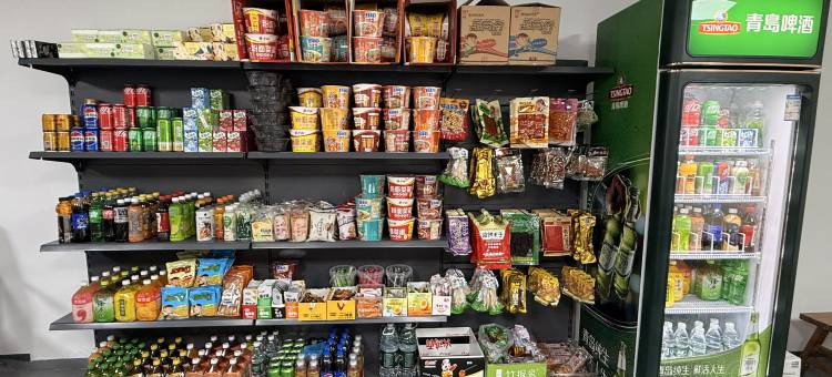 露染青年公寓(慧宇大厦店)图片