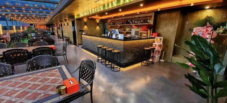 LUNA HOTEL (FORMERLY GUANGDONG HOTEL )图片