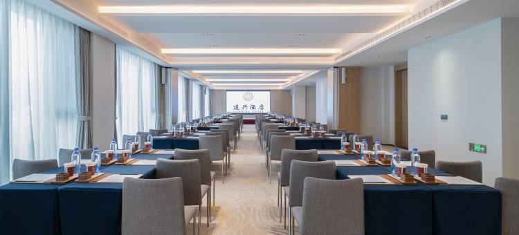 建兴酒店(静宁八里镇工业园店)图片