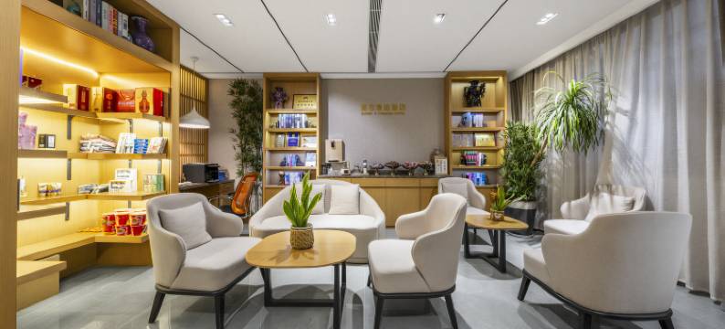 速8精选酒店(安阳高铁东站站前广场迎宾公园店)图片