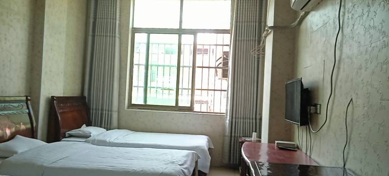 新田美食楼宾馆图片