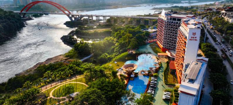 西双版纳景洪朝露度假酒店(告庄星光夜市店)图片