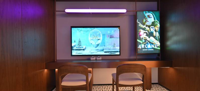 和光·ALIENSPACE外星人电竞酒店(苏州观前街平江路店)图片