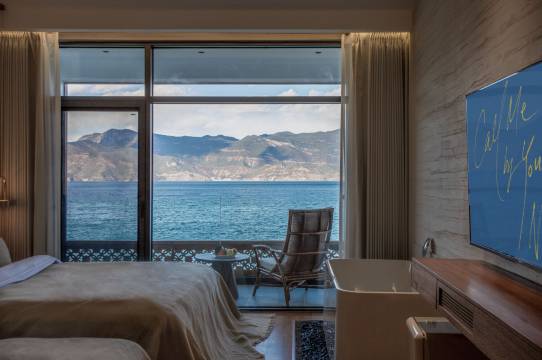 泸沽湖南岛VILLA度假酒店