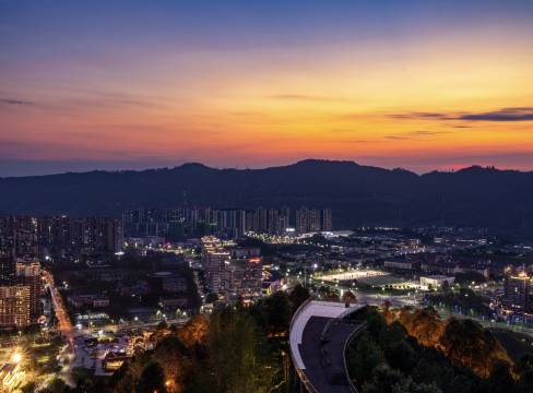 宜宾临港大学城会展中心亚朵酒店图片