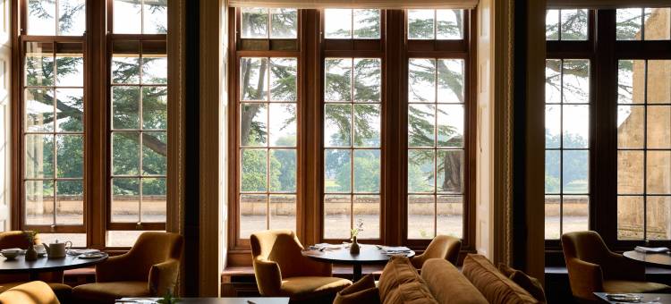 邓布尔顿大厅酒店(Dumbleton Hall Hotel)图片