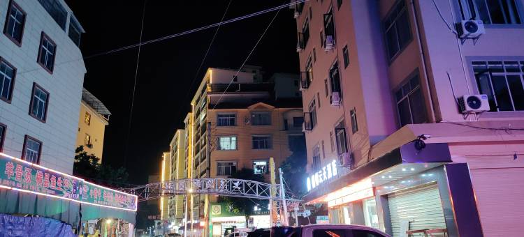 田东格林云天酒店图片