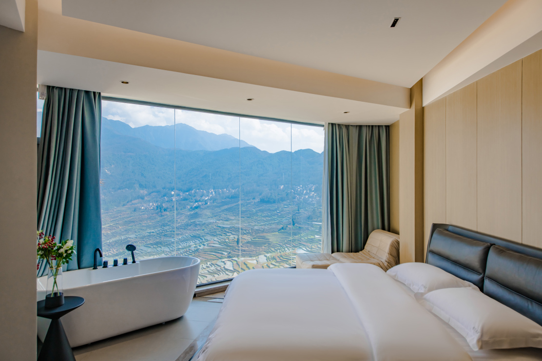 cloud Hotel (No.3 Yuanyang) Over view